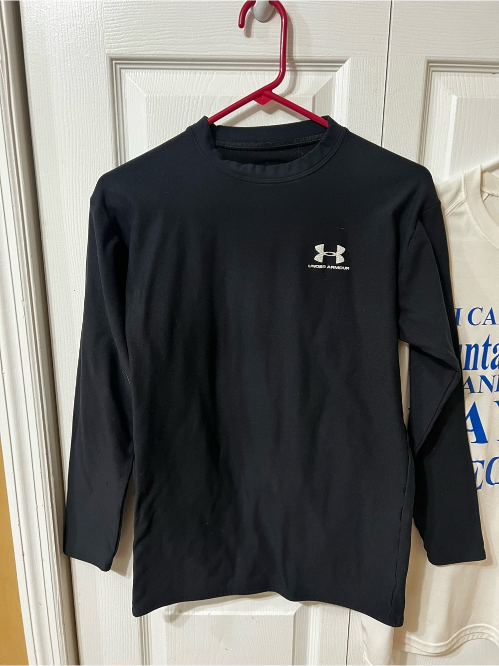 Under Armour Men’s Long Sleeve Performance Tee — Black
